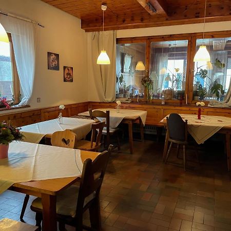 Hotel Garni Austermayer Траунройт Екстер'єр фото
