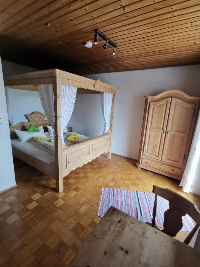 Hotel Garni Austermayer Траунройт Екстер'єр фото